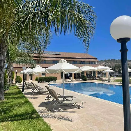 Villa Protaras Tennis And Country Club *